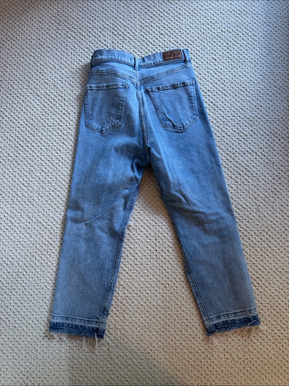 Express Mom Jean Super High Rise Cropped Jeans